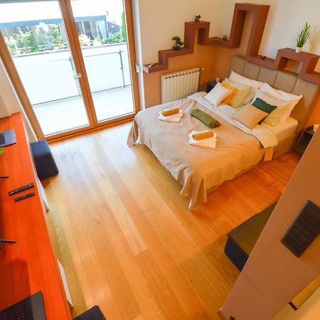 Spacious Studio Park City Нови-Сад Экстерьер фото