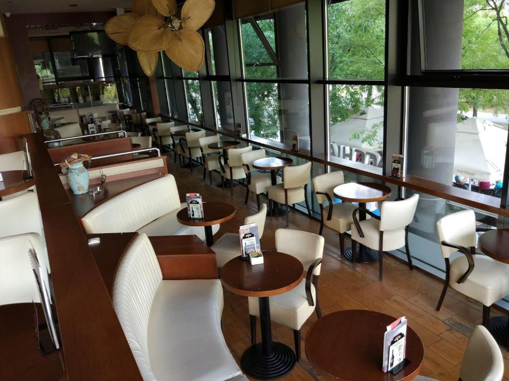 Spacious Studio Park City Нови-Сад Экстерьер фото